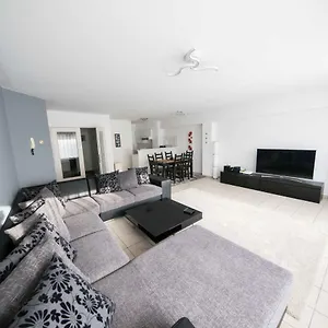 Renovated In Center , Antuérpia Bélgica