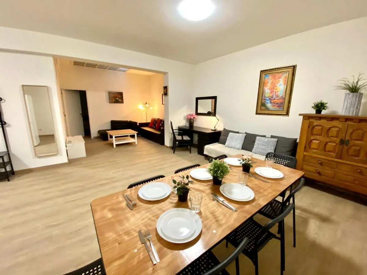 Сarnot Apartments Zoo Area Antwerpen 0*,