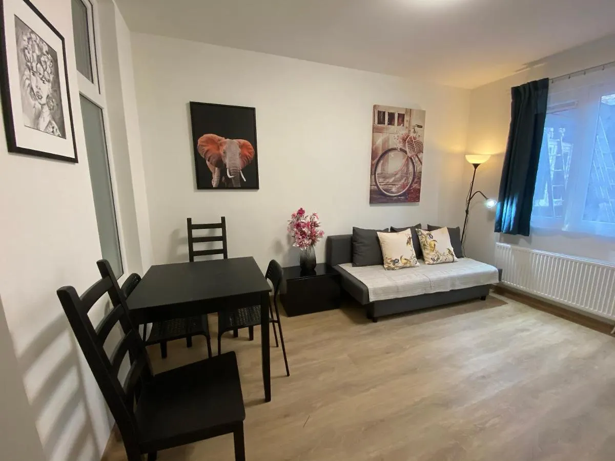 Сarnot Apartments Zoo Area أنتويرب