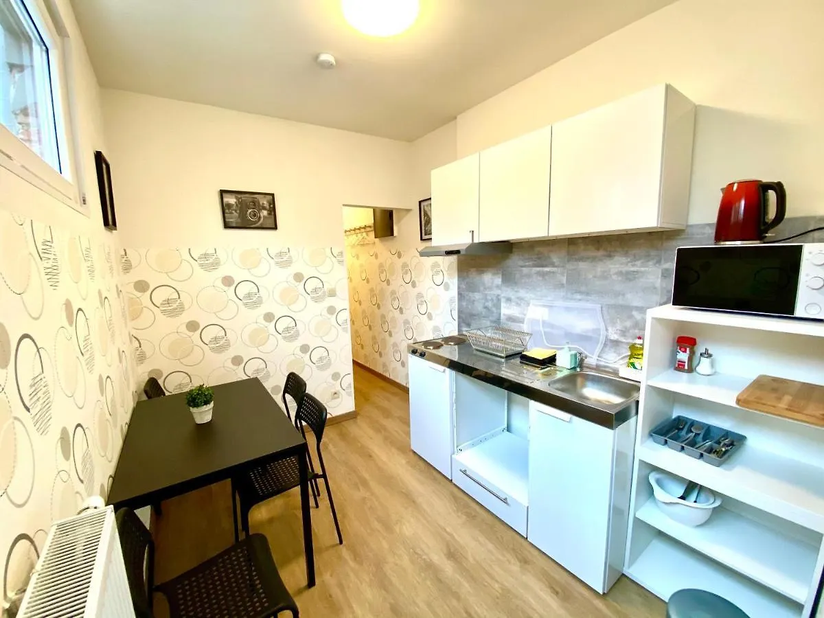 Сarnot Apartments Zoo Area أنتويرب